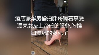 ★☆《嫩妹控足控必备》★☆主玩年轻学生妹摄影大咖【阿森】私拍，数位露脸JK制服小美女推油裸足丝足交啪啪颜射原版2K画质 (3)