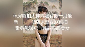 精彩双飞大战！两个漂亮姐妹换着来！轮流无套被干~另外一个就在旁边当摄影师~ 每一秒都是撸点