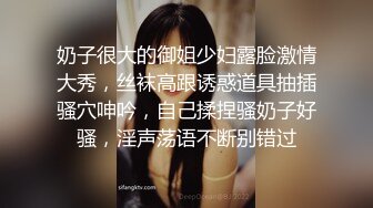 乖乖女双马尾萝莉嫩妹子  萝莉装拔下内裤掰穴  毛毛挺浓密第一视角正入  特写进进出出