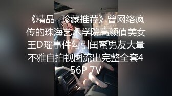 酒店偷拍小伙与风骚少妇偷情滚床单,搂起腿猛操,看少妇表情被操爽的欲仙欲死