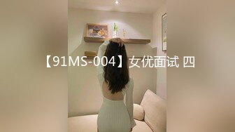 OF台湾反差学生范女博主「sexiris」芮～性欲旺盛的淫趴和单男约炮机器！私拍合集【第二弹】 (1)