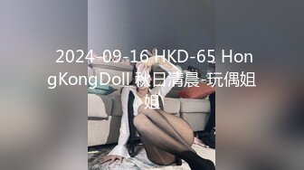 两个兼职美女模特被色魔摄影师诱惑脱光光了玩3P