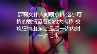   古风妆风情少妇露脸小奶妈，奶水充足颜值不错玩的嗨，听狼友指挥激情大秀