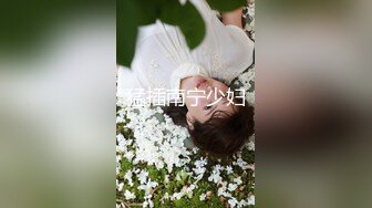 上海某大学校花 镜子前看着淫荡的自己