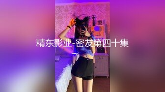 最新流出美驿嘉酒店安防摄像头偷拍欲姐少妇偷汉吃着外卖坐沙发聊天也想被草