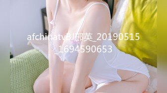 宾馆操小女友极品身材,白网袜,太会叫了,光听呻吟就射了,720P高清